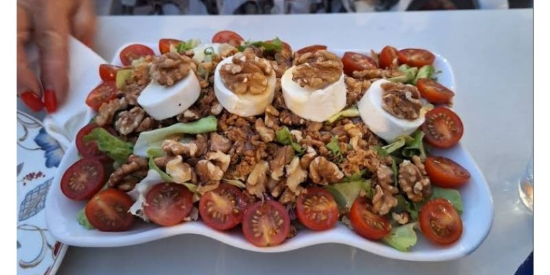 39874ficha-slide-negocio-cest-une-salade.jpg